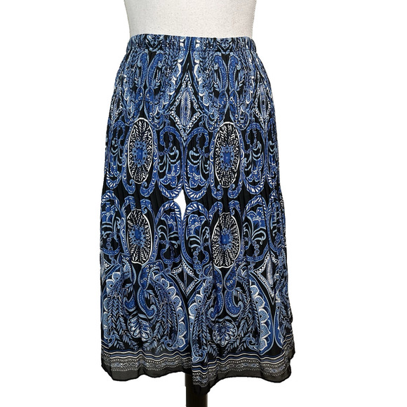 Sunny Leigh Woman Skirt Plus size 1X Blue Black Paisley Pleated Knee A Line Slim - Picture 1 of 11